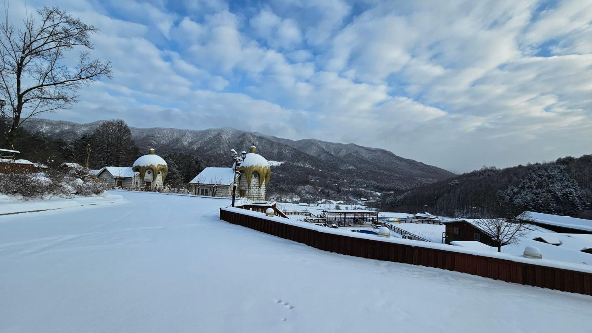 Elf Resort Hotel Pyeongchang Eksteriør billede